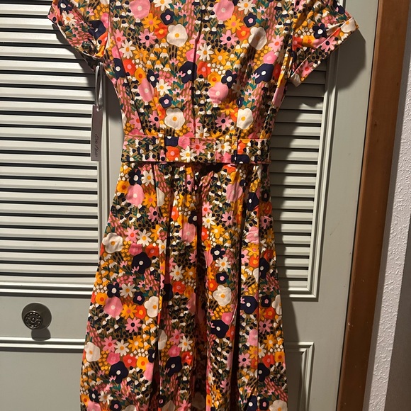 Floral Multicolor Button-Down Dress - Picture 4 of 5